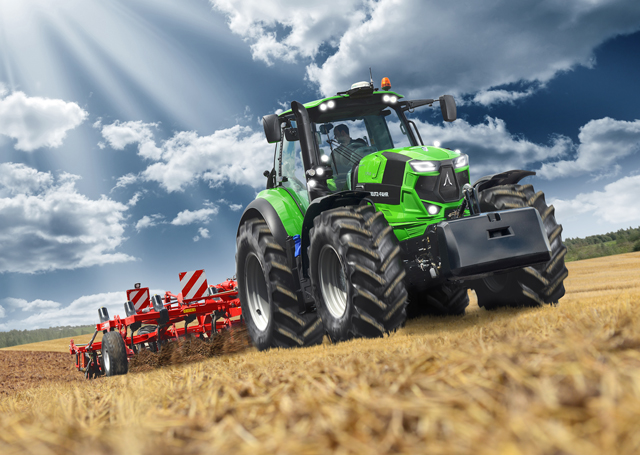 Тракторы с 4-х осевым DEUTZ-FAHR 7230 Agrotron TTV 104504