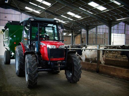 Тракторы с 4-х осевым Massey Ferguson MF 3645 A 107478
