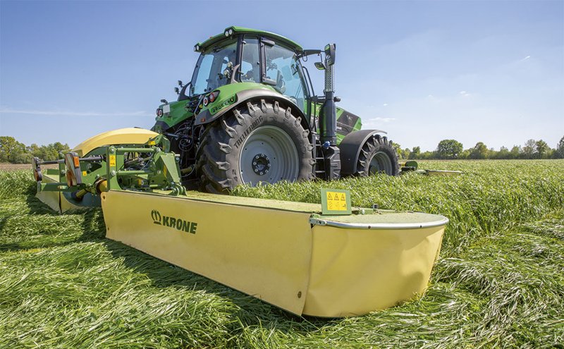 Сочетание косилки диски без подготовителя Krone EasyCut B 1000 16185