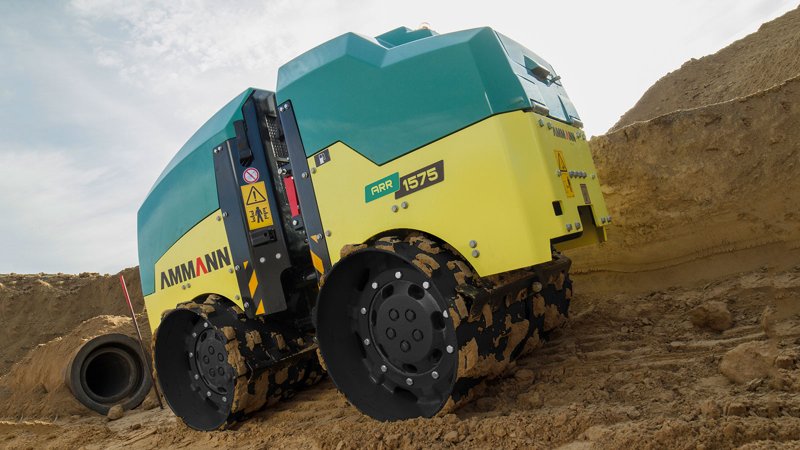 Вибрационный каток для траншей Ammann ARR 1575 T4f 2745