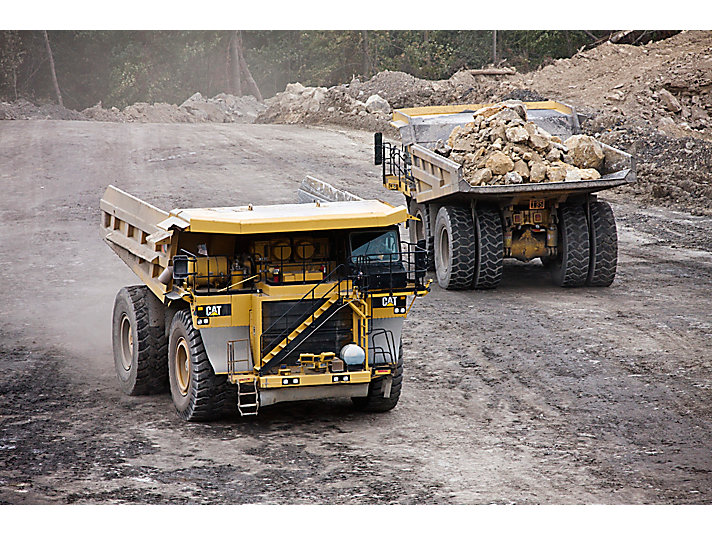 Карьерные самосвалы Caterpillar 785D 37839
