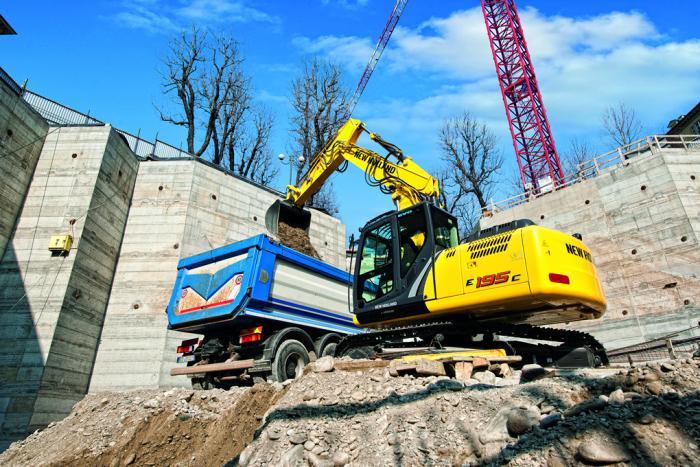 Гусеничные экскаваторы New Holland E195C LC 38597