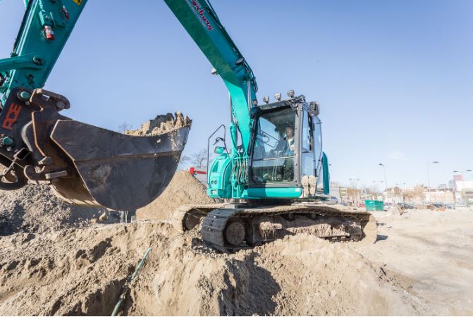 Гусеничные экскаваторы Kobelco SK 140 SRLC 5 38830