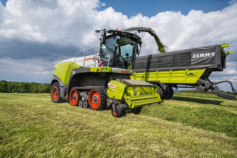 Полевой измельчитель c полным приводом Claas Jaguar 990 Terra Trac 45043