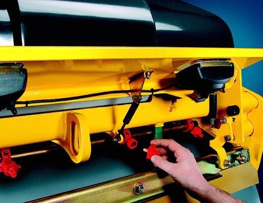 Тандемные  дорожные виброкатки Bomag BW 161 AD-40 65118