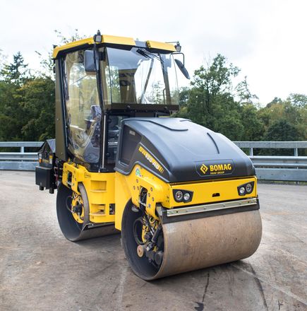 Тандемные  дорожные виброкатки Bomag BW 120 AD-5 65772