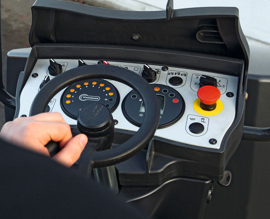 Тандемные  дорожные виброкатки Bomag BW 90 AD-5 65808
