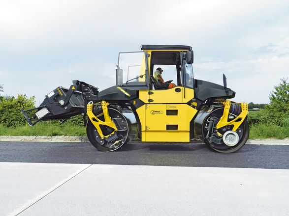 Тандемные  дорожные виброкатки Bomag BW 174 AP 4i AM 65831