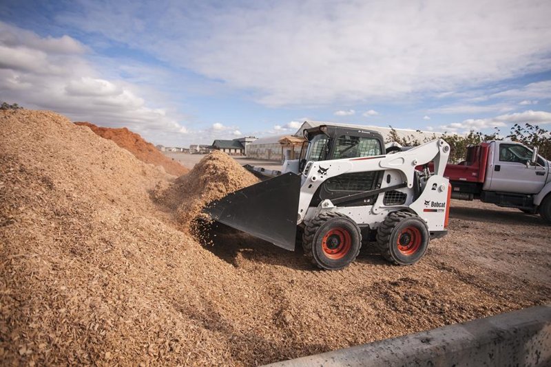 Компактные погрузчики Bobcat S770 68222