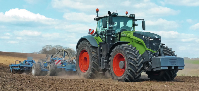 Тракторы с 4-х осевым Fendt 1038 Vario PowerPlus 87330