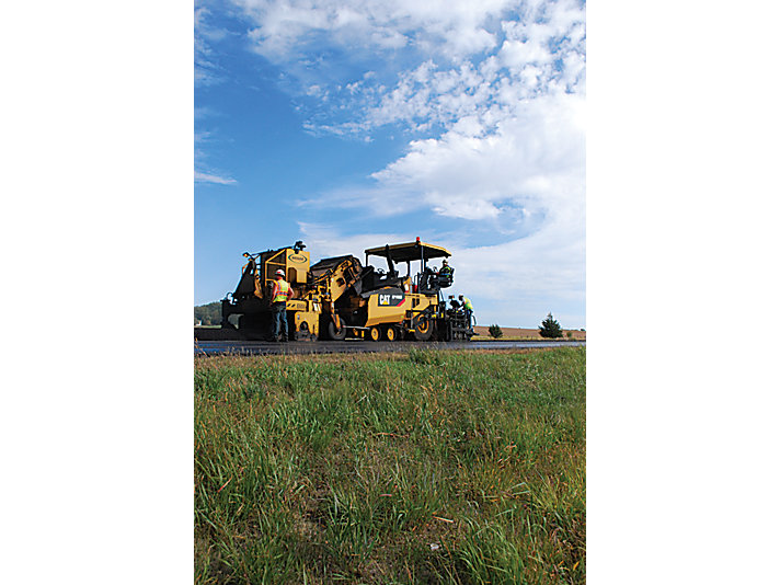 Колесные асфальтоукладчики Caterpillar AP1000F 94476