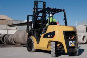Фронтальный погрузчик Дизельный Caterpillar DP40N 55878