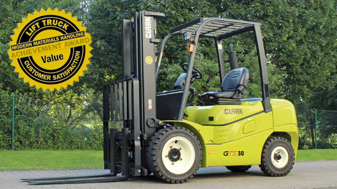 Фронтальный погрузчик Дизельный Clark GTS 25 D 92686