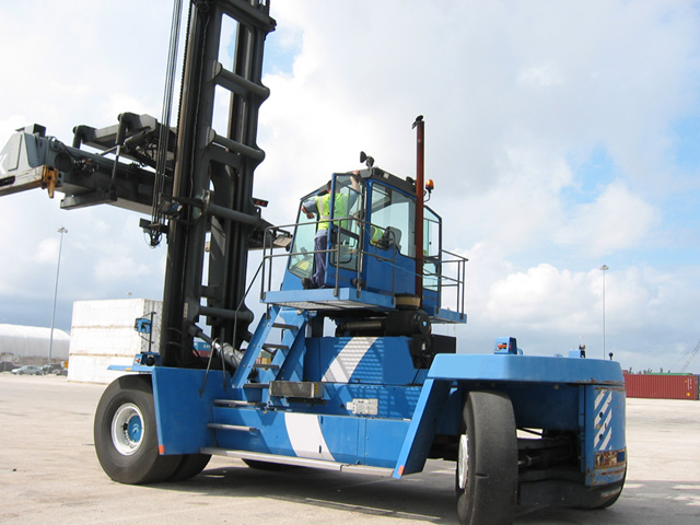 Фронтальный погрузчик Дизельный Kalmar DCD450-12 54411