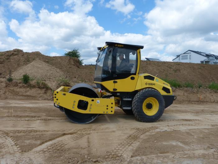 Грунтовые катки Bomag BW 197 DH-5 65021