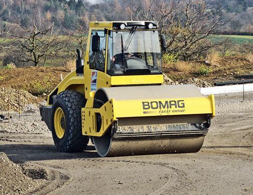 Грунтовые катки Bomag BW 214 DH-4 64992