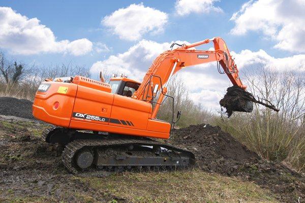 Гусеничные экскаваторы Doosan DX255NLC-3 38045