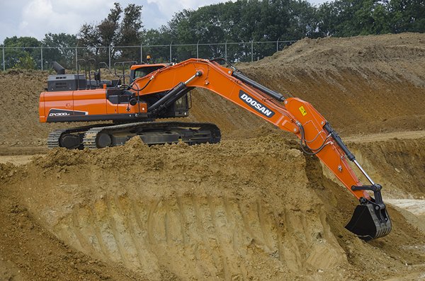 Гусеничные экскаваторы Doosan DX300LC-5 SLR 70078