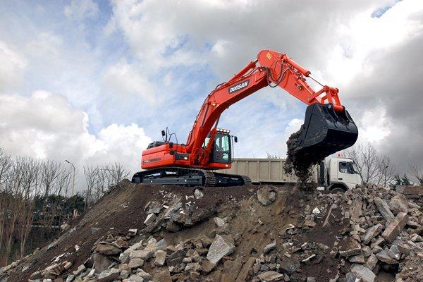 Гусеничные экскаваторы Doosan DX380LC-3 37996