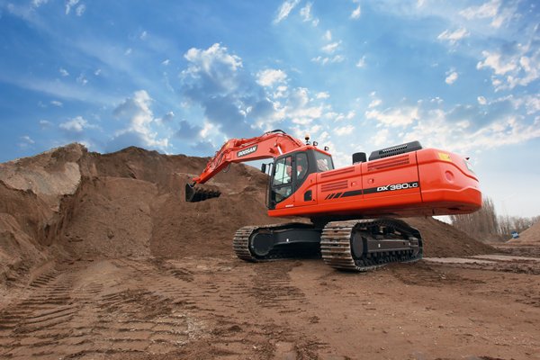 Гусеничные экскаваторы Doosan DX380LC-3 38001