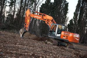 Гусеничные экскаваторы Hitachi ZX 180 LC-3 114235