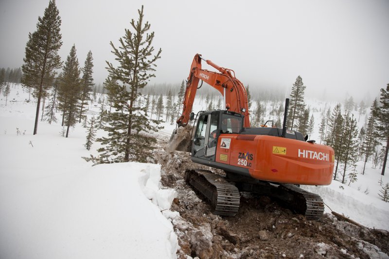 Гусеничные экскаваторы Hitachi ZX 250 LC-3 114317