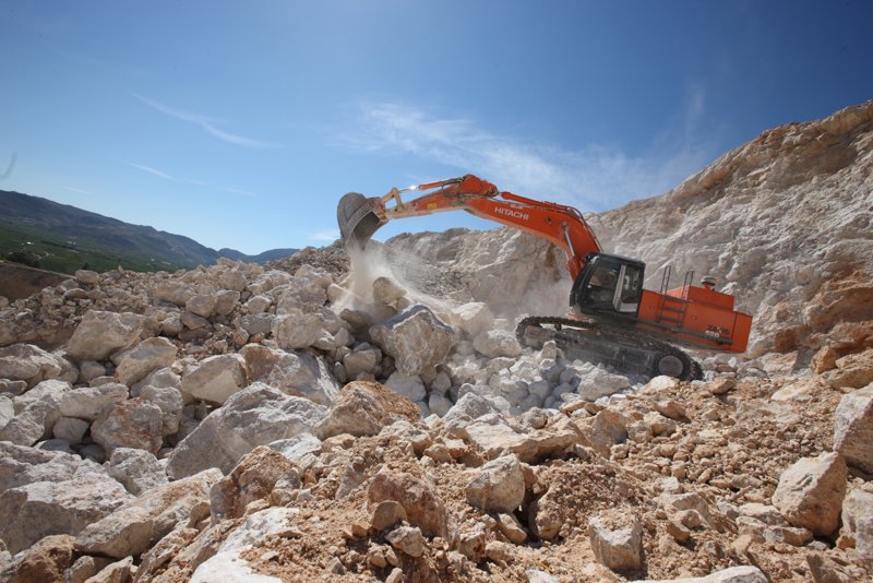 Гусеничные экскаваторы Hitachi ZX 520 LCH-3 114241