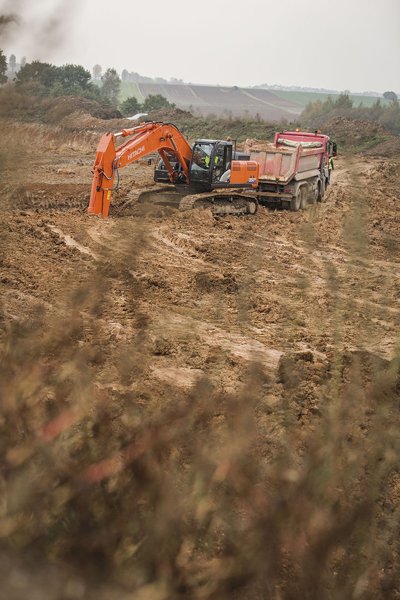 Гусеничные экскаваторы Hitachi ZX350LCN-6 67165