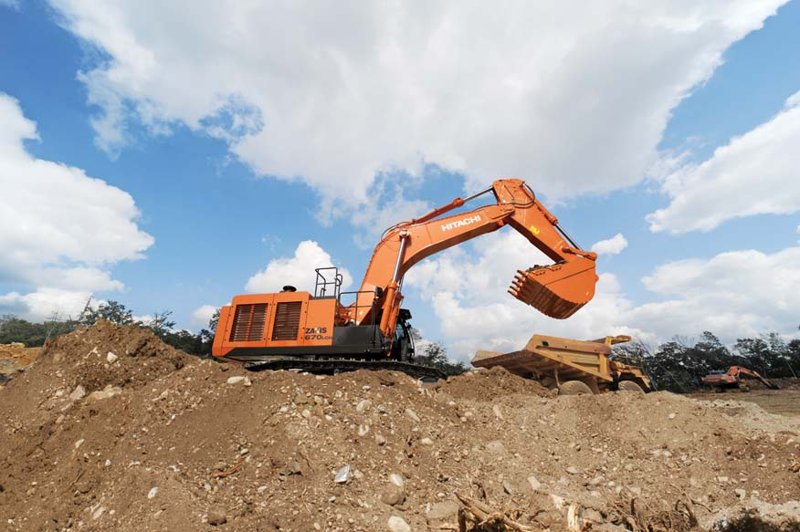Гусеничные экскаваторы Hitachi ZX670LCH-5B 114278