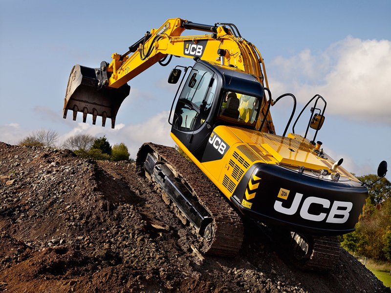 Гусеничные экскаваторы JCB JS210LC 70473