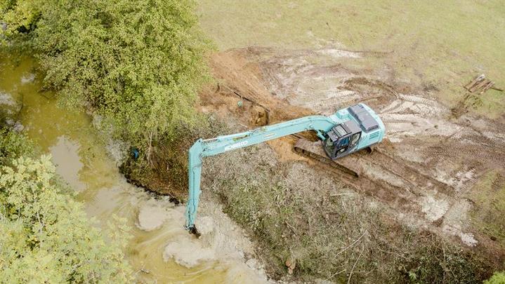 Гусеничные экскаваторы Kobelco SK 210 SNLC 10E 70735