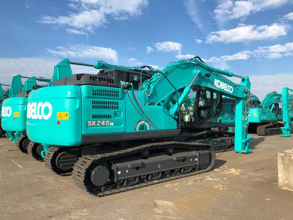 Гусеничные экскаваторы Kobelco SK 240 SN 10E 70724
