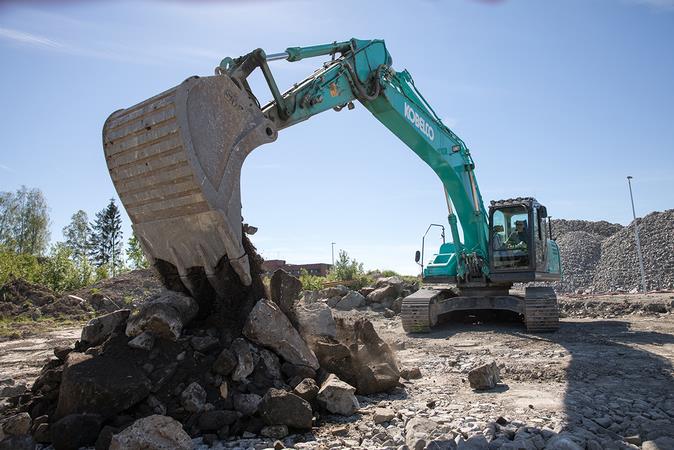 Гусеничные экскаваторы Kobelco SK 260 NLC 10E 70695