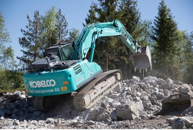 Гусеничные экскаваторы Kobelco SK 300 NLC 10E 70662