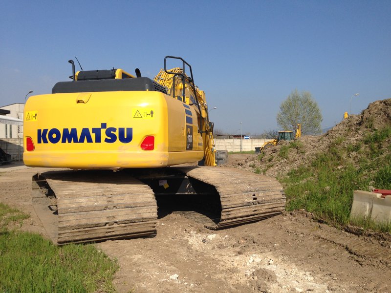 Гусеничные экскаваторы Komatsu PC170LC-10 70148