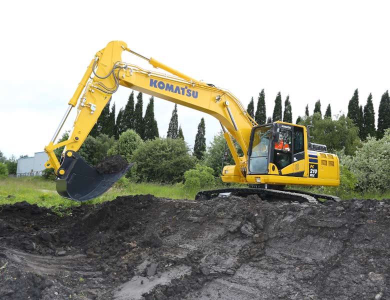 Гусеничные экскаваторы Komatsu PC210NLC-11E0 95880