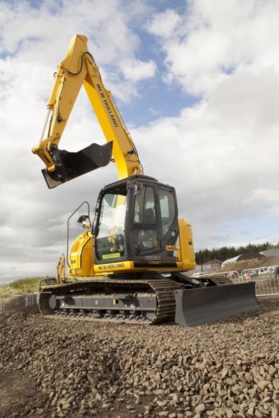 Гусеничные экскаваторы New Holland E140C SR LC 38590