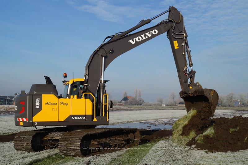 Гусеничные экскаваторы Volvo EC180EL 114418