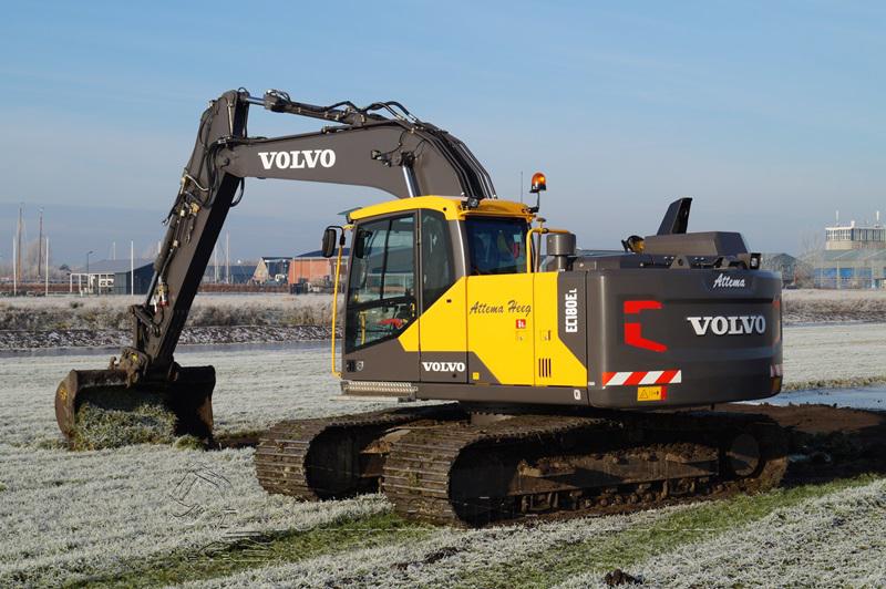 Гусеничные экскаваторы Volvo EC180EL 114419
