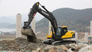 Гусеничные экскаваторы Volvo EC240CLD 67456