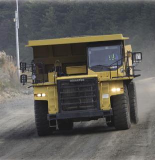 Карьерные самосвалы Komatsu HD605-7 E0 67621