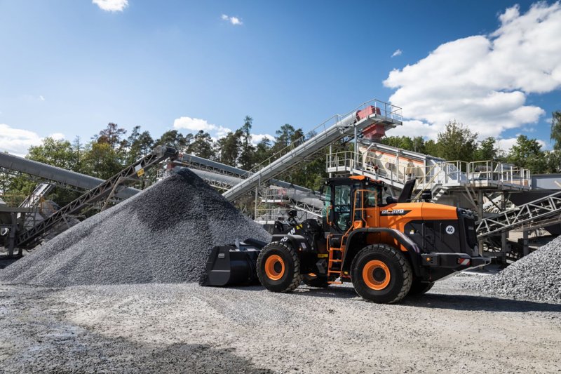 Колесные погрузчики Doosan DL320-7 598