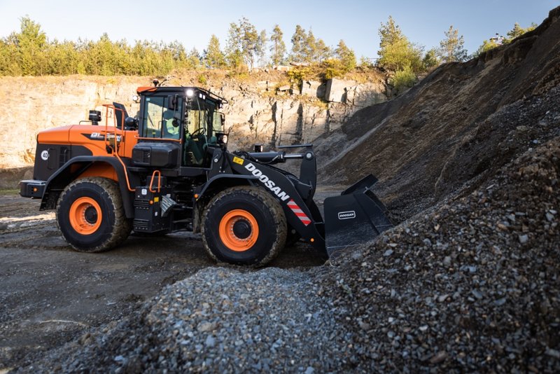 Колесные погрузчики Doosan DL380-7 606