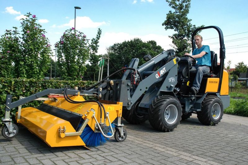 Колесные погрузчики Giant D 263 SW 75070