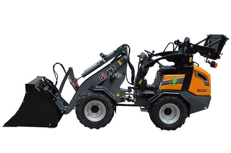 Колесные погрузчики Giant G2200E X-tra 41381