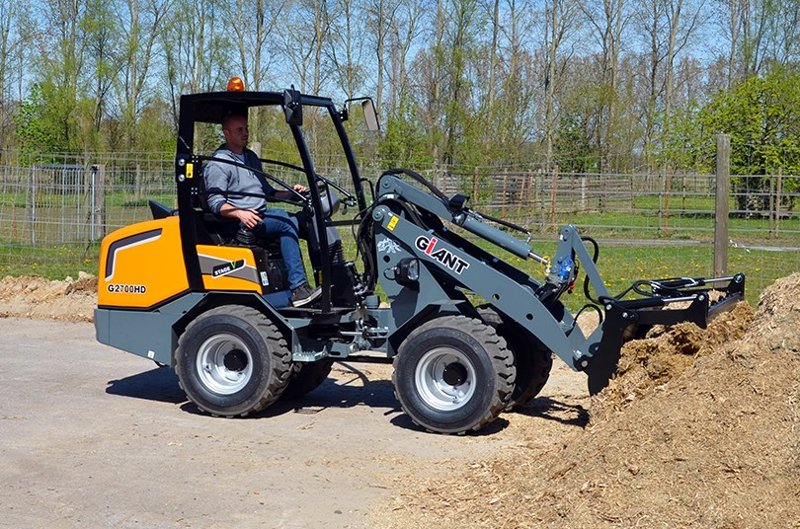 Колесные погрузчики Giant G2700HD 41372