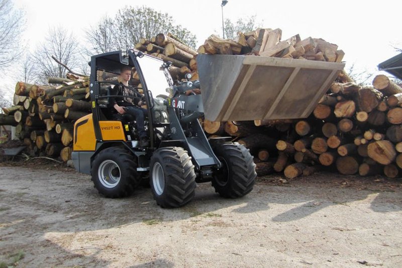 Колесные погрузчики Giant V 452 T HD 75041