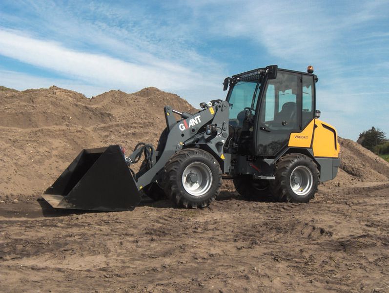 Колесные погрузчики Giant V 6004 T 75051