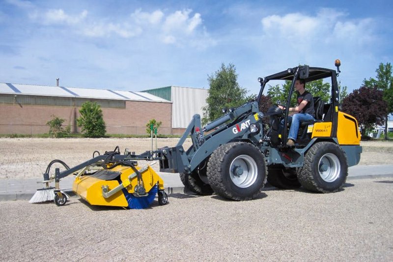 Колесные погрузчики Giant V 6004 T X-TRA 75101