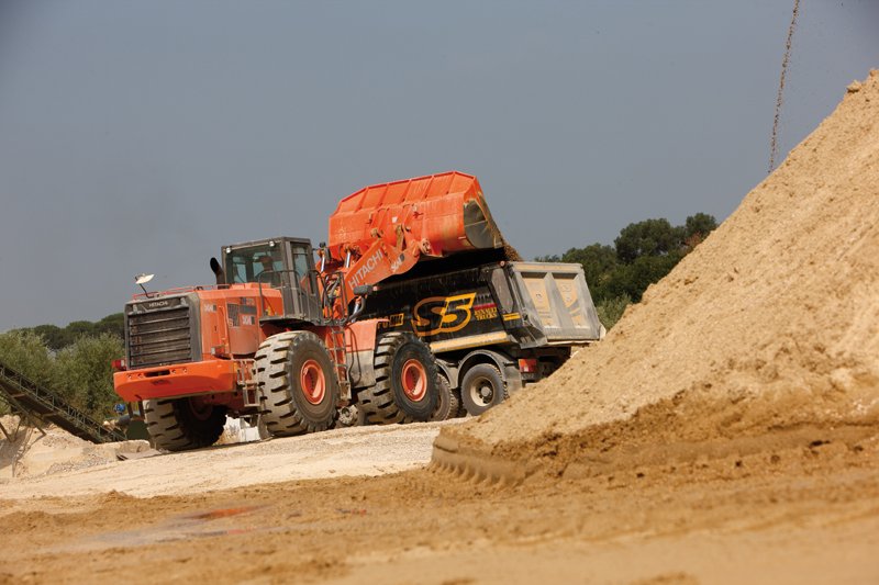 Колесные погрузчики Hitachi ZW 370 74737